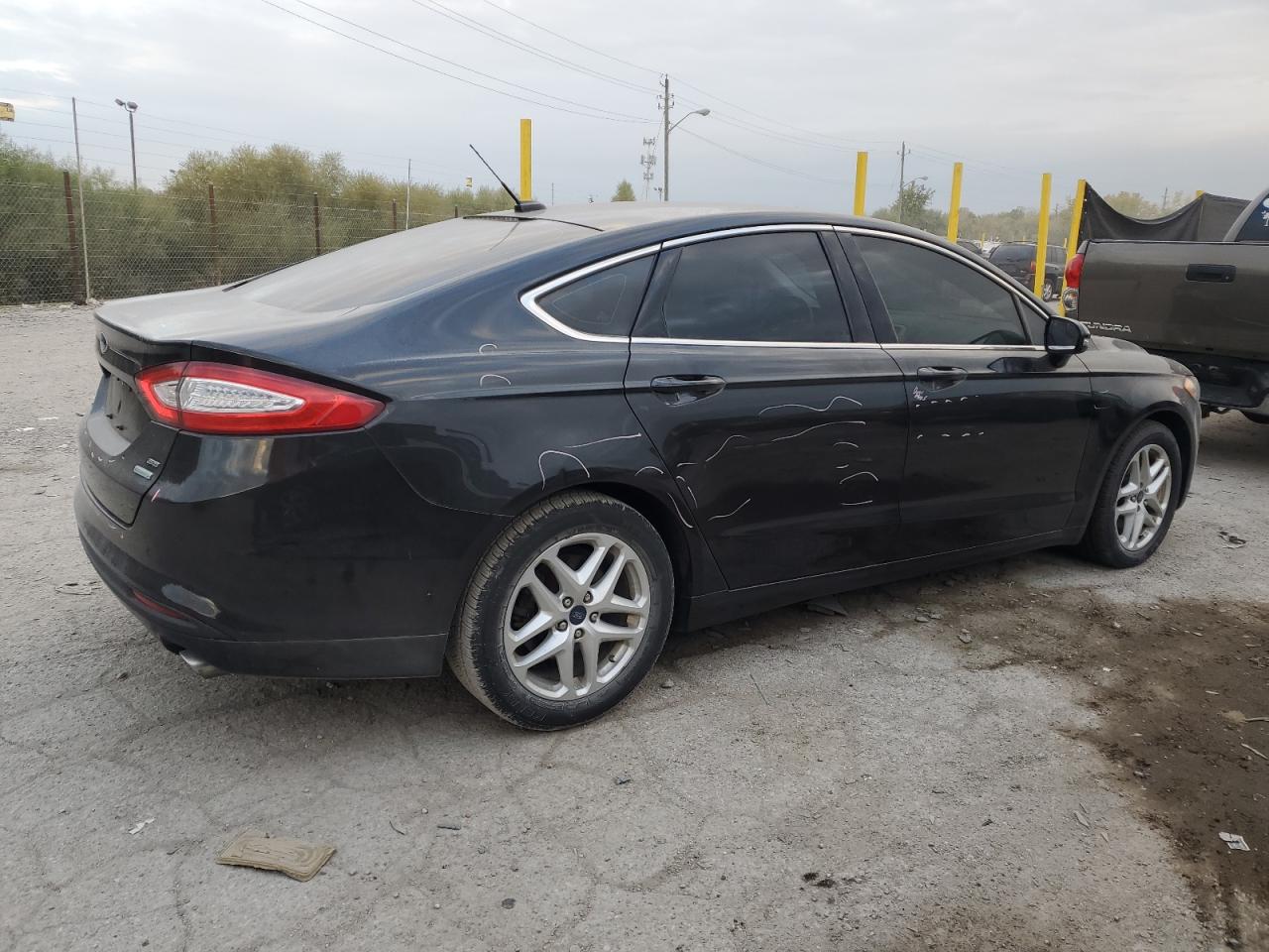 FORD FUSION SE