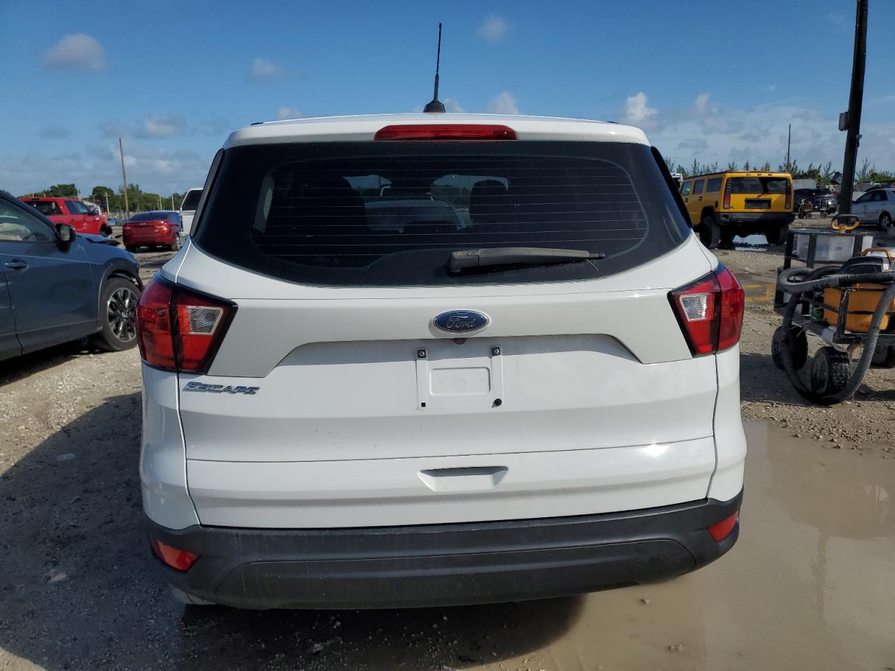 FORD ESCAPE S