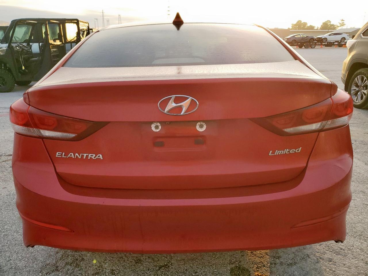HYUNDAI ELANTRA SE