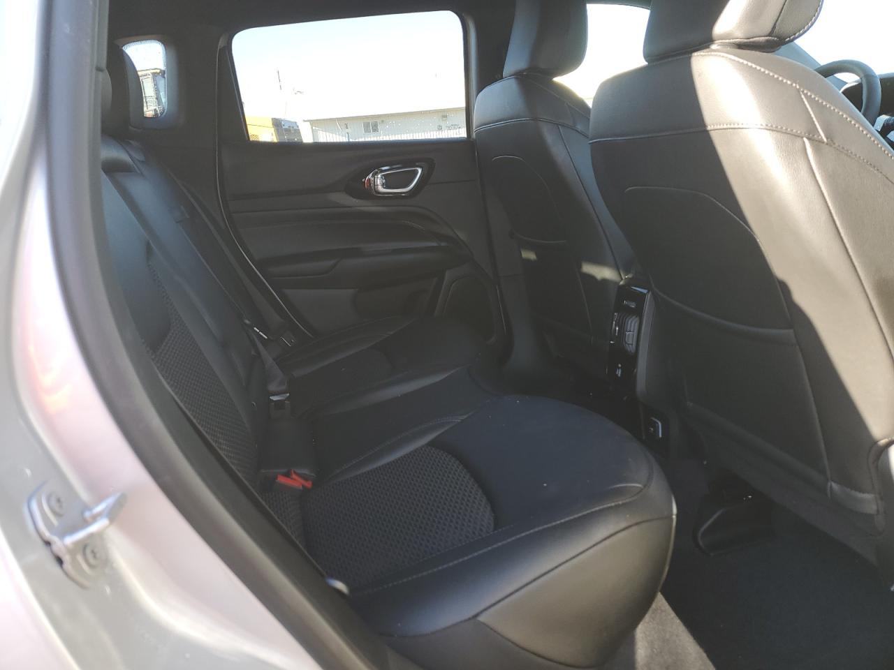 JEEP COMPASS LATITUDE