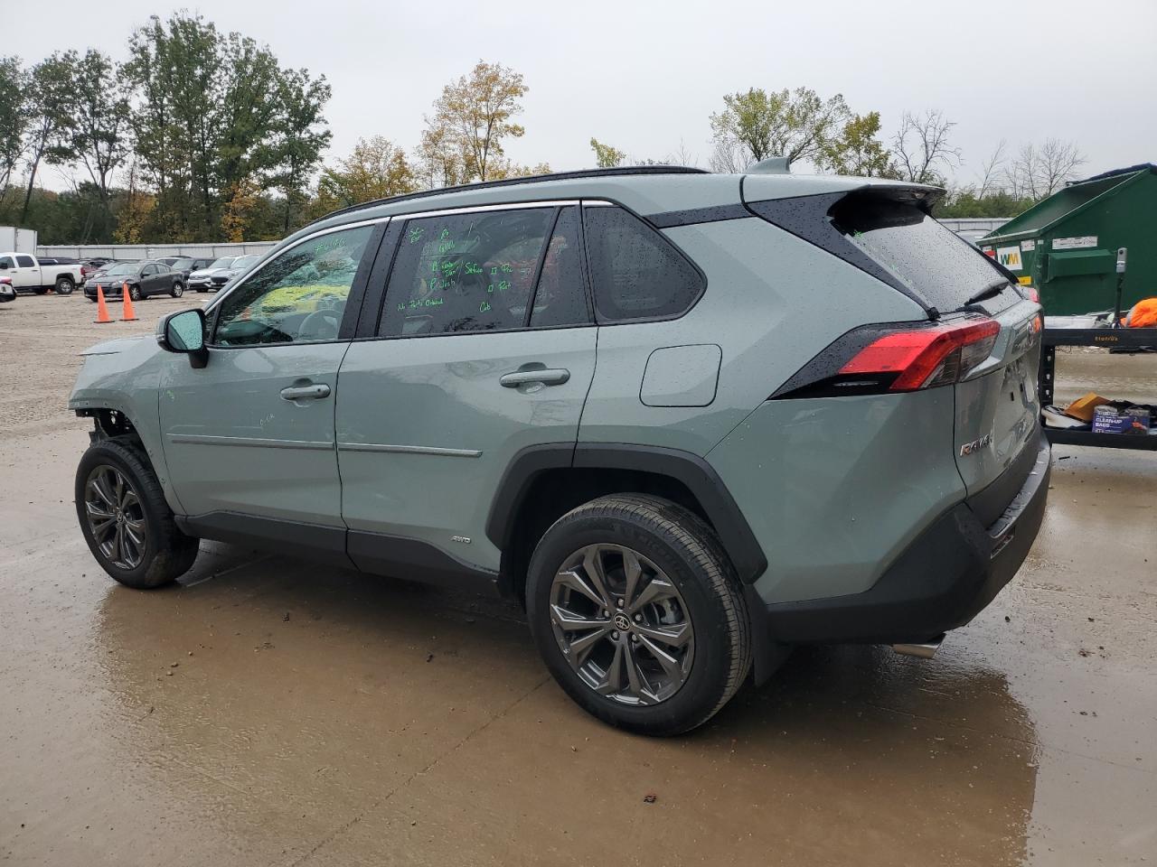 TOYOTA RAV4 XLE PREMIUM
