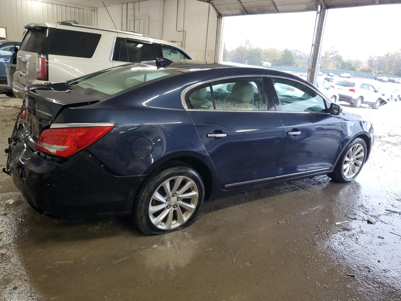 BUICK LACROSSE PREMIUM