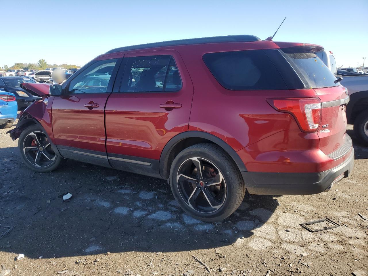 FORD EXPLORER XLT