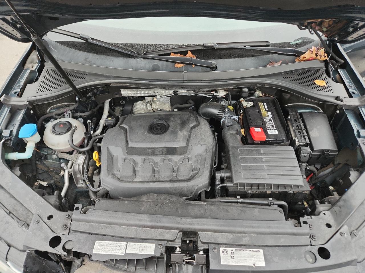 VOLKSWAGEN TIGUAN SE