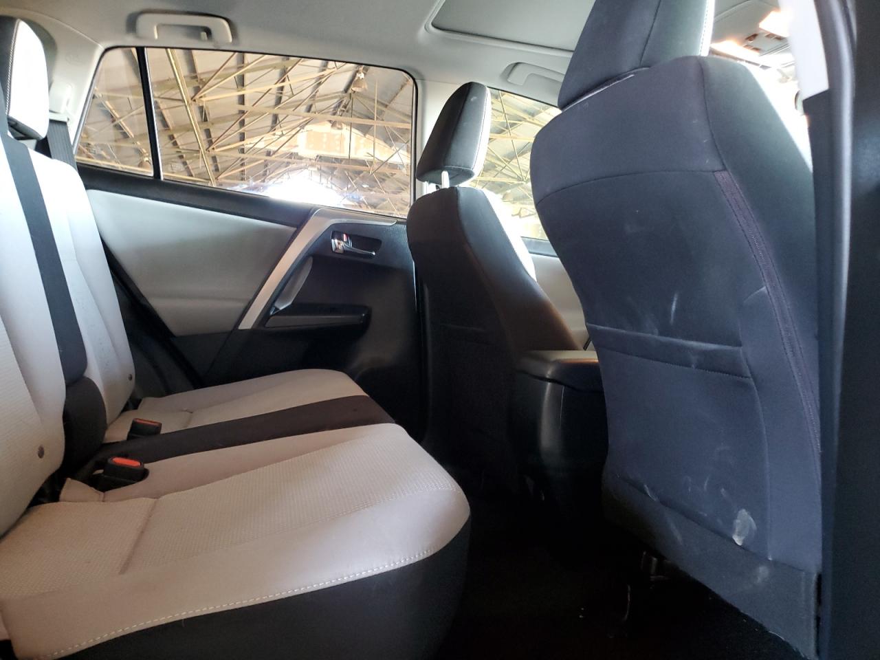 TOYOTA RAV4 ADVENTURE