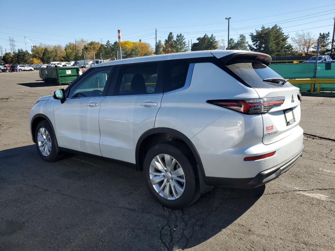 MITSUBISHI OUTLANDER ES