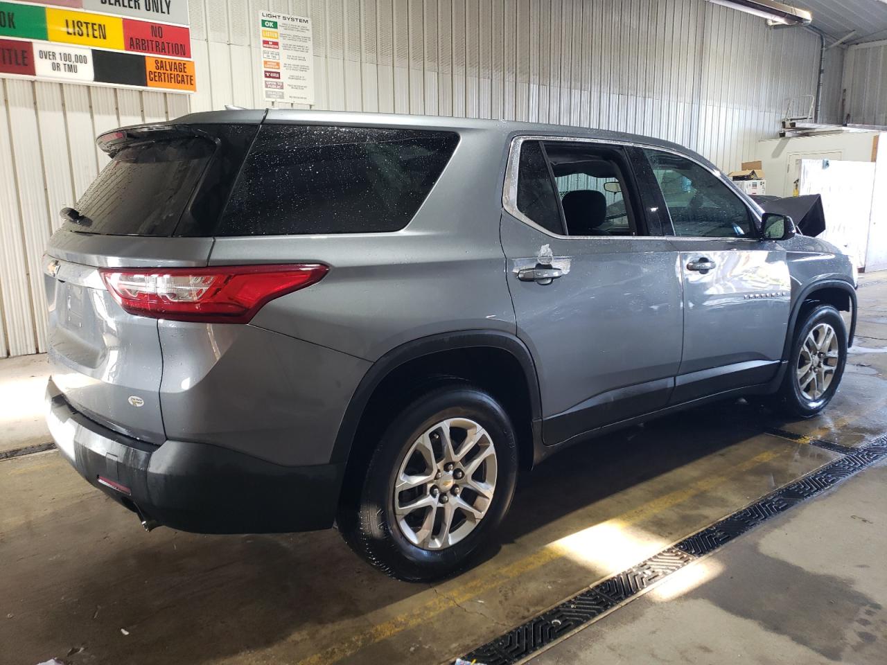 CHEVROLET TRAVERSE LS