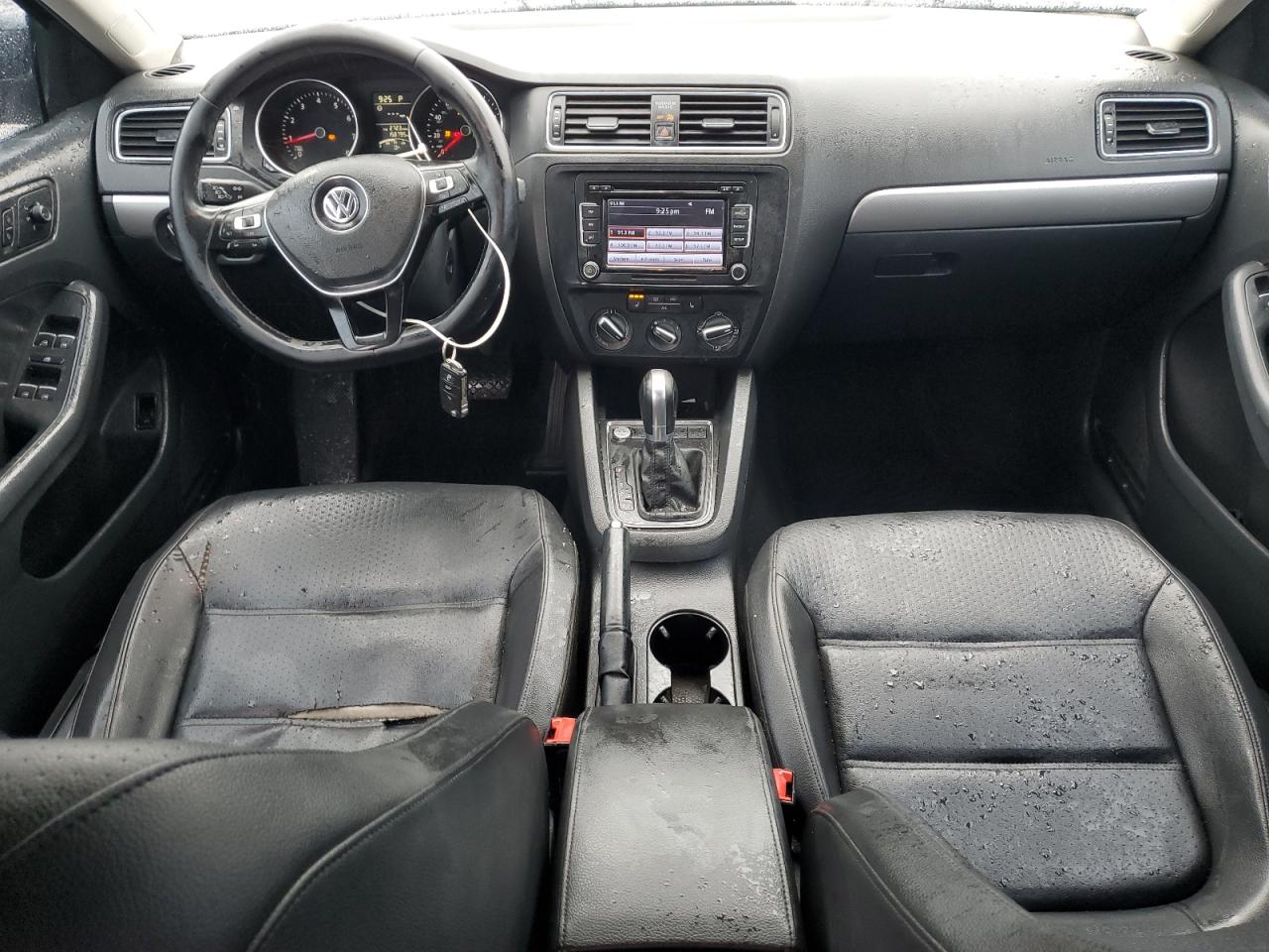 VOLKSWAGEN JETTA SE