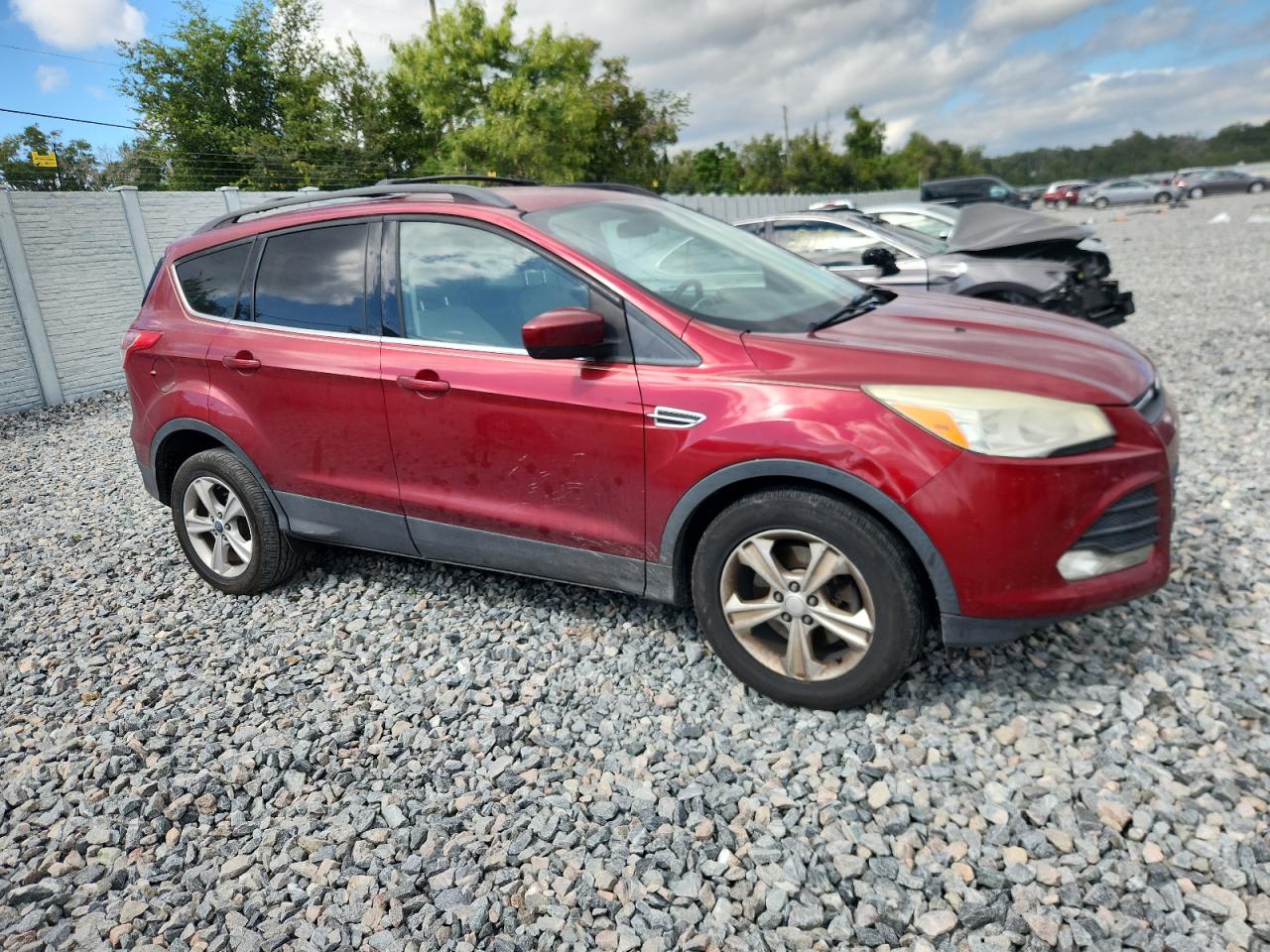 FORD ESCAPE SE