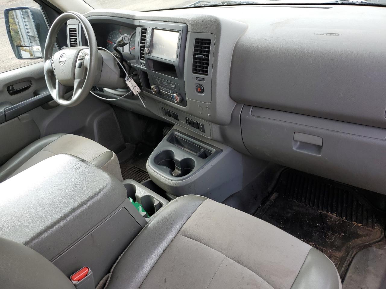 NISSAN NV2500 2500 S