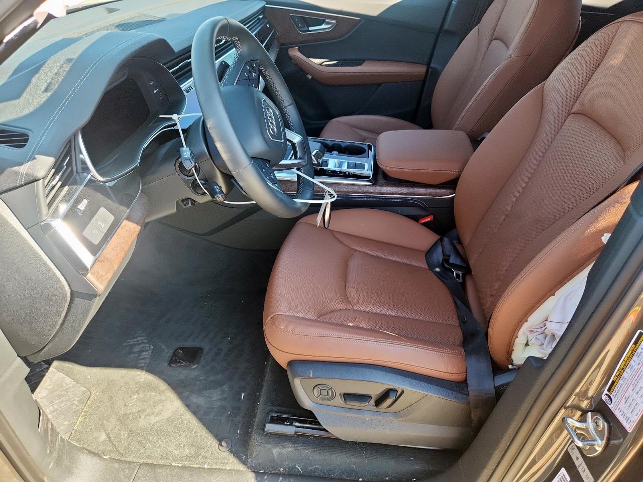 AUDI Q7 PREMIUM PLUS