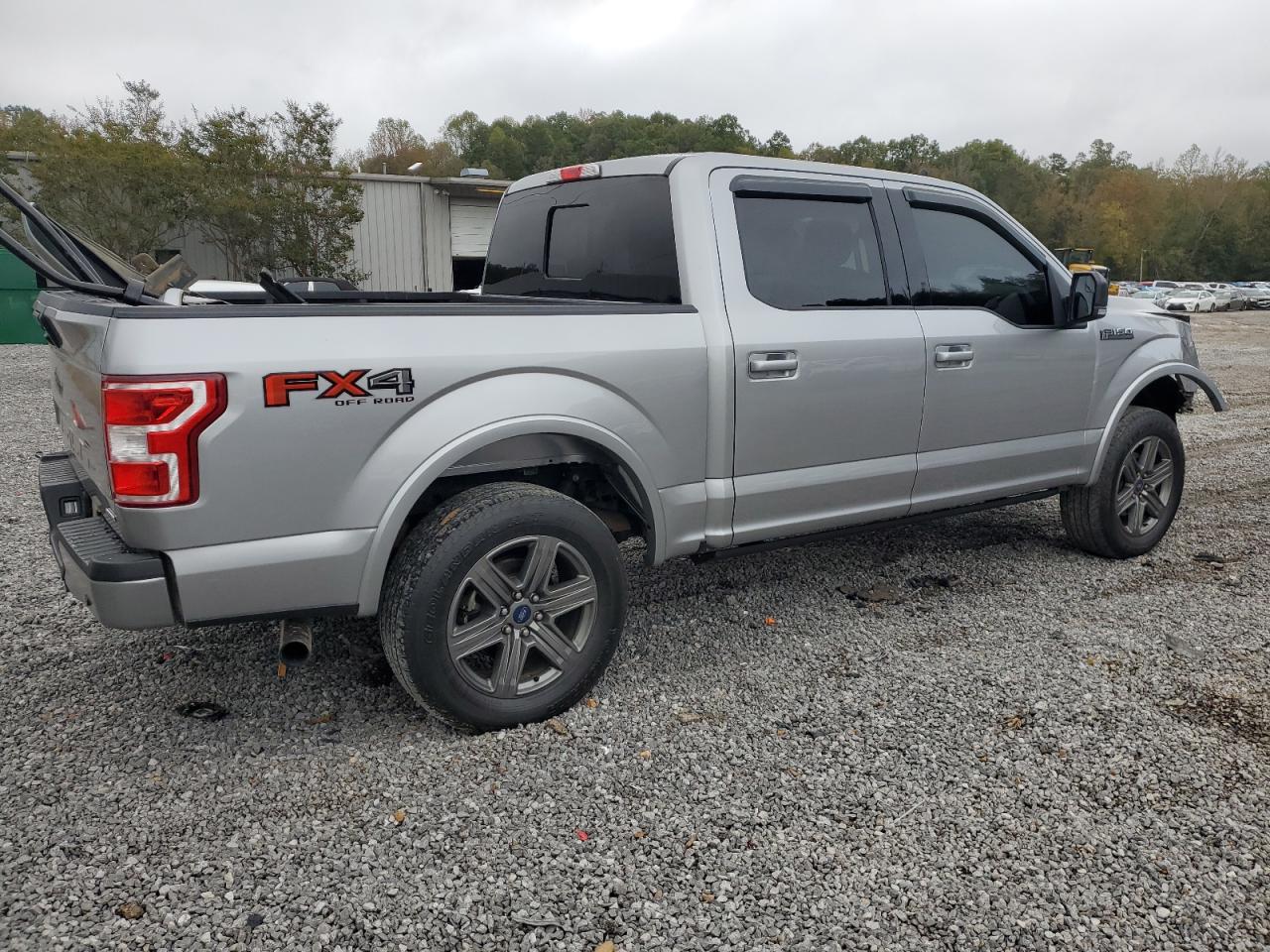 FORD F-150 SUPERCREW