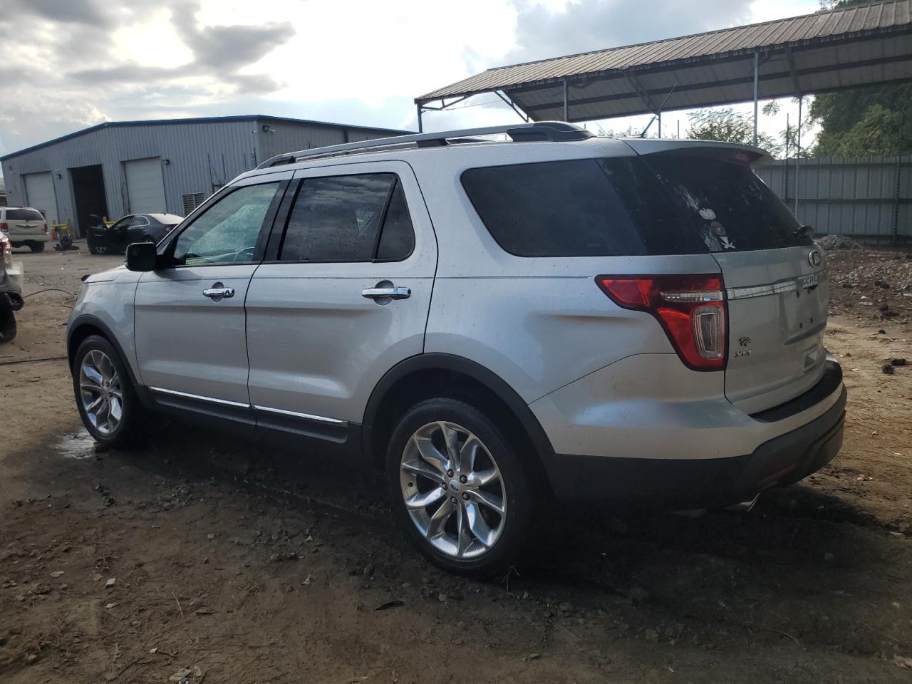 FORD EXPLORER XLT