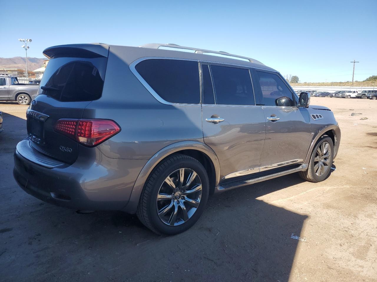 INFINITI QX80