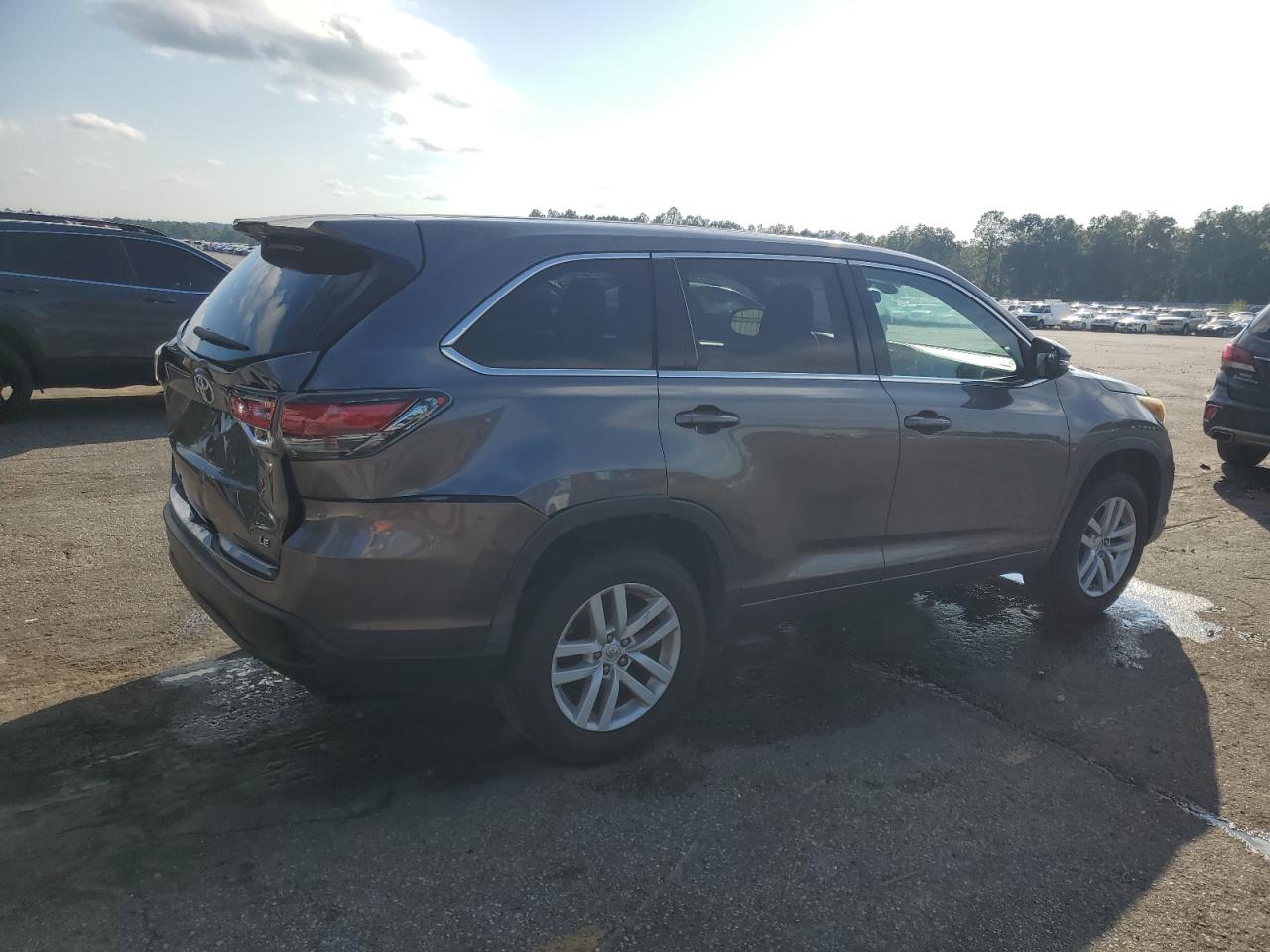 TOYOTA HIGHLANDER LE