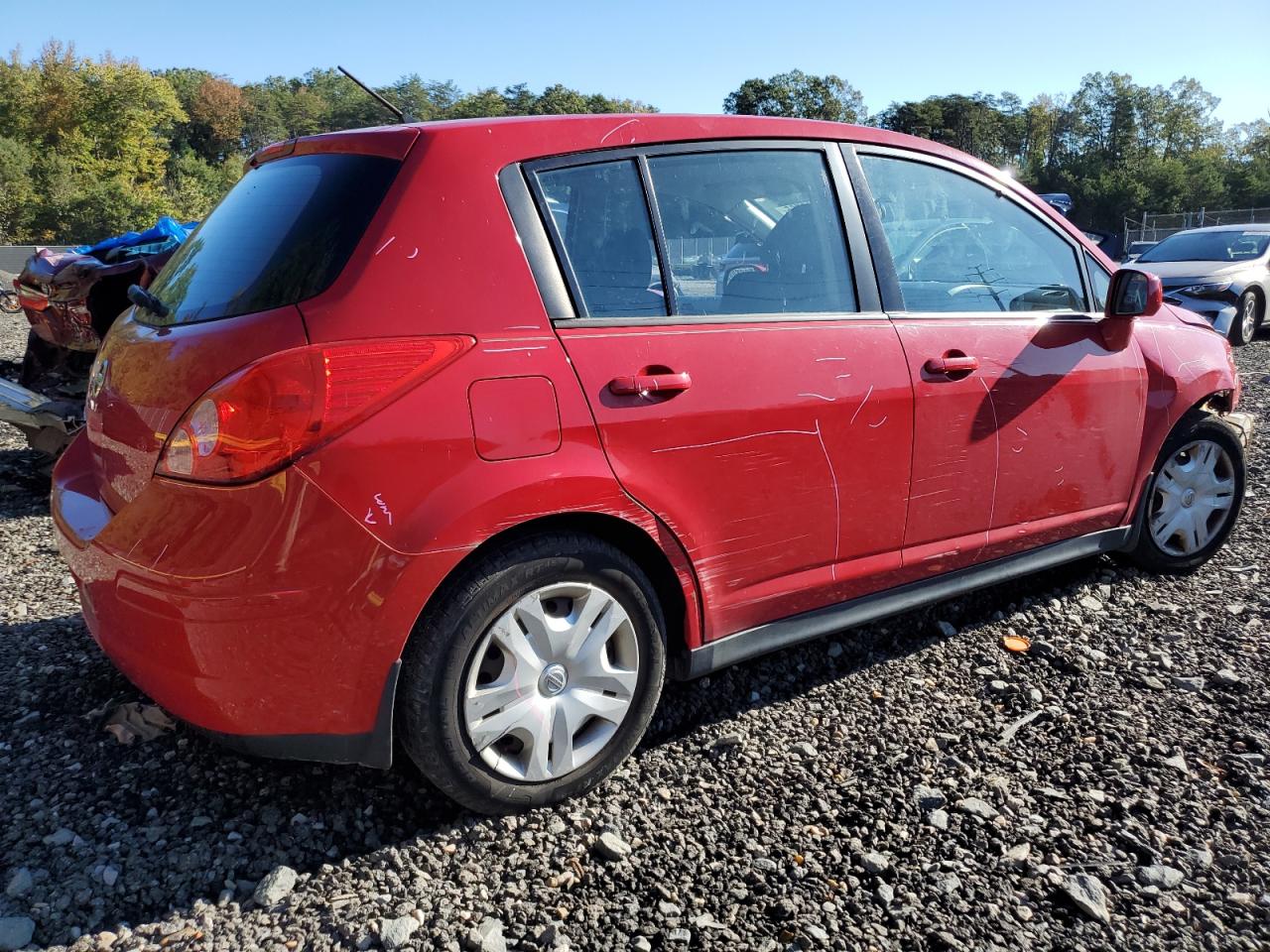 NISSAN VERSA S