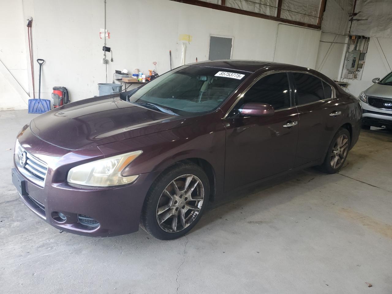 NISSAN MAXIMA S