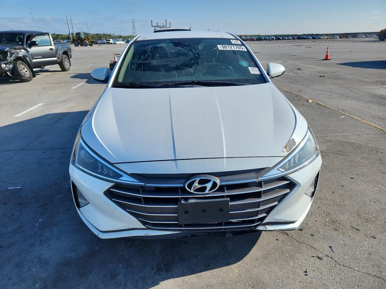 Lot #3297914776 2019 HYUNDAI ELANTRA SE