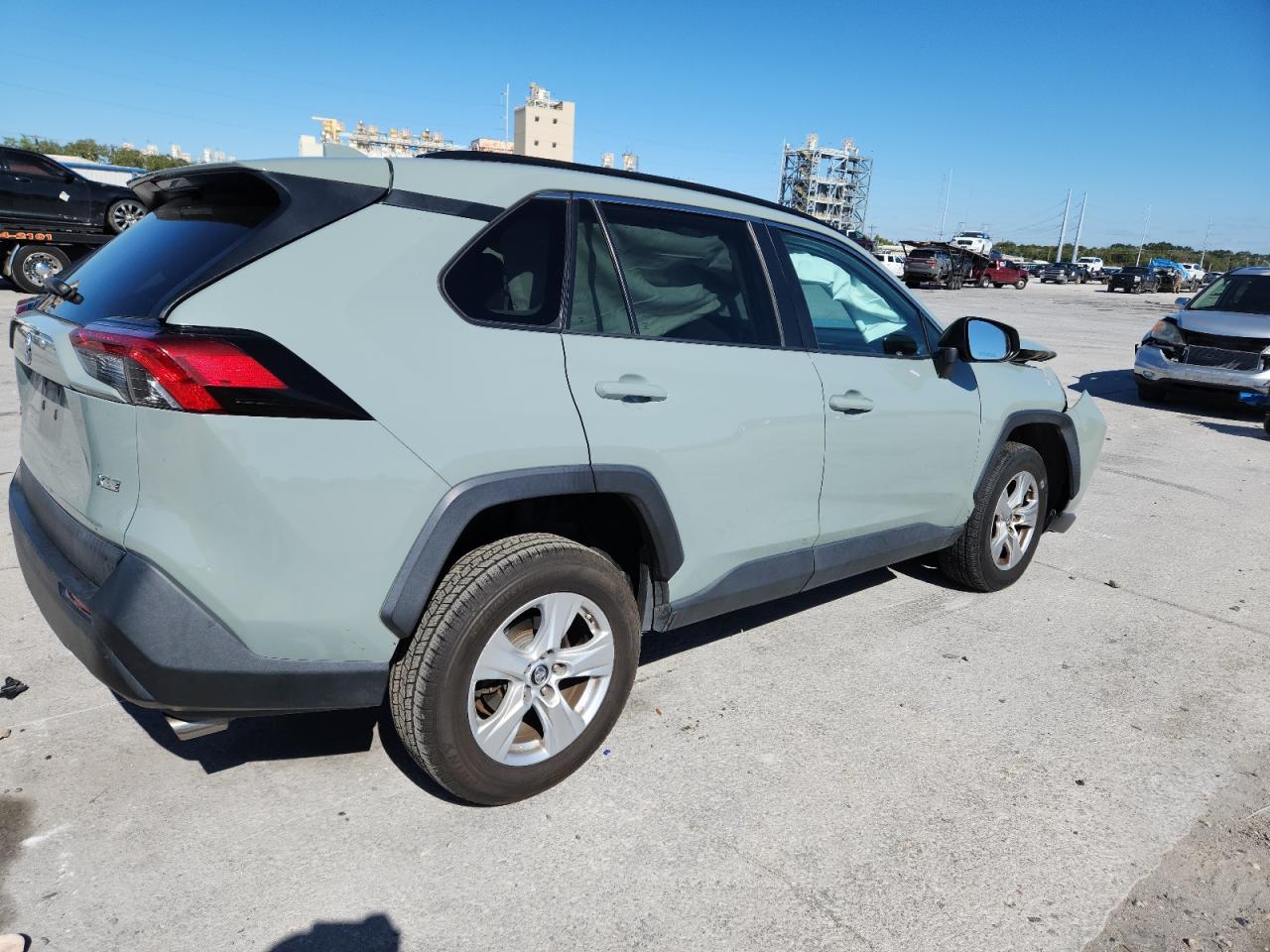 TOYOTA RAV4 XLE