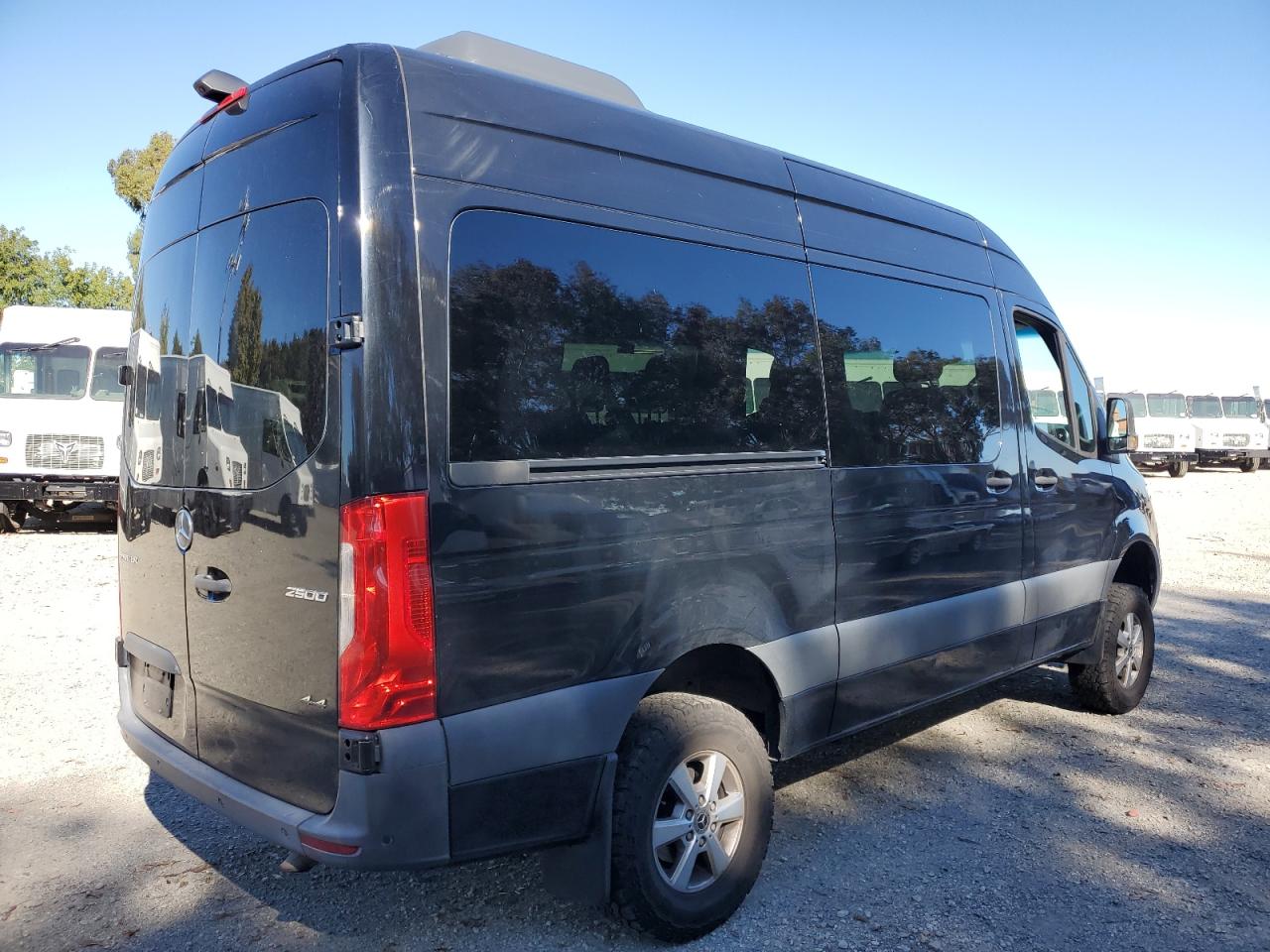 MERCEDES-BENZ SPRINTER 2500