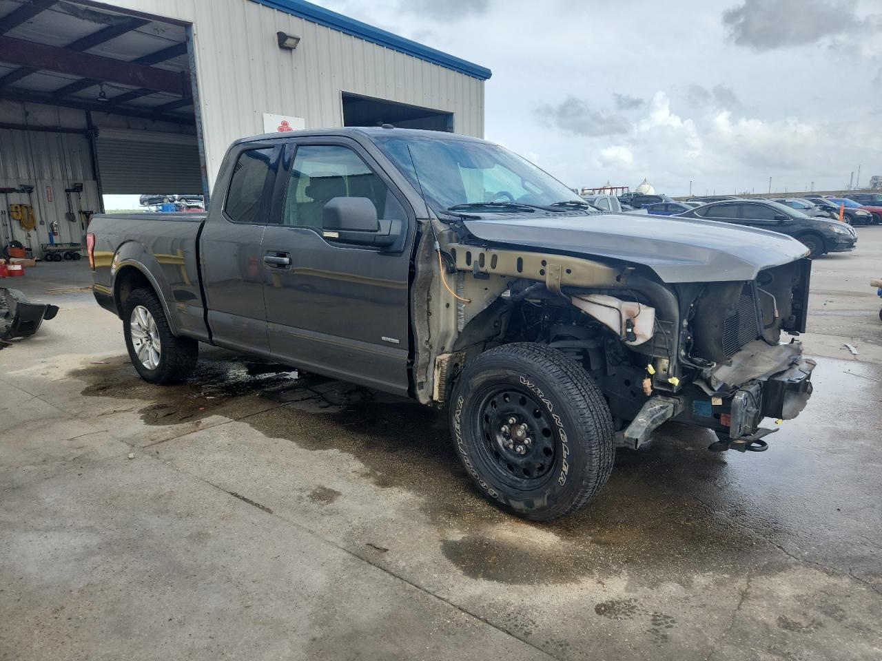 FORD F-150 SUPER CAB