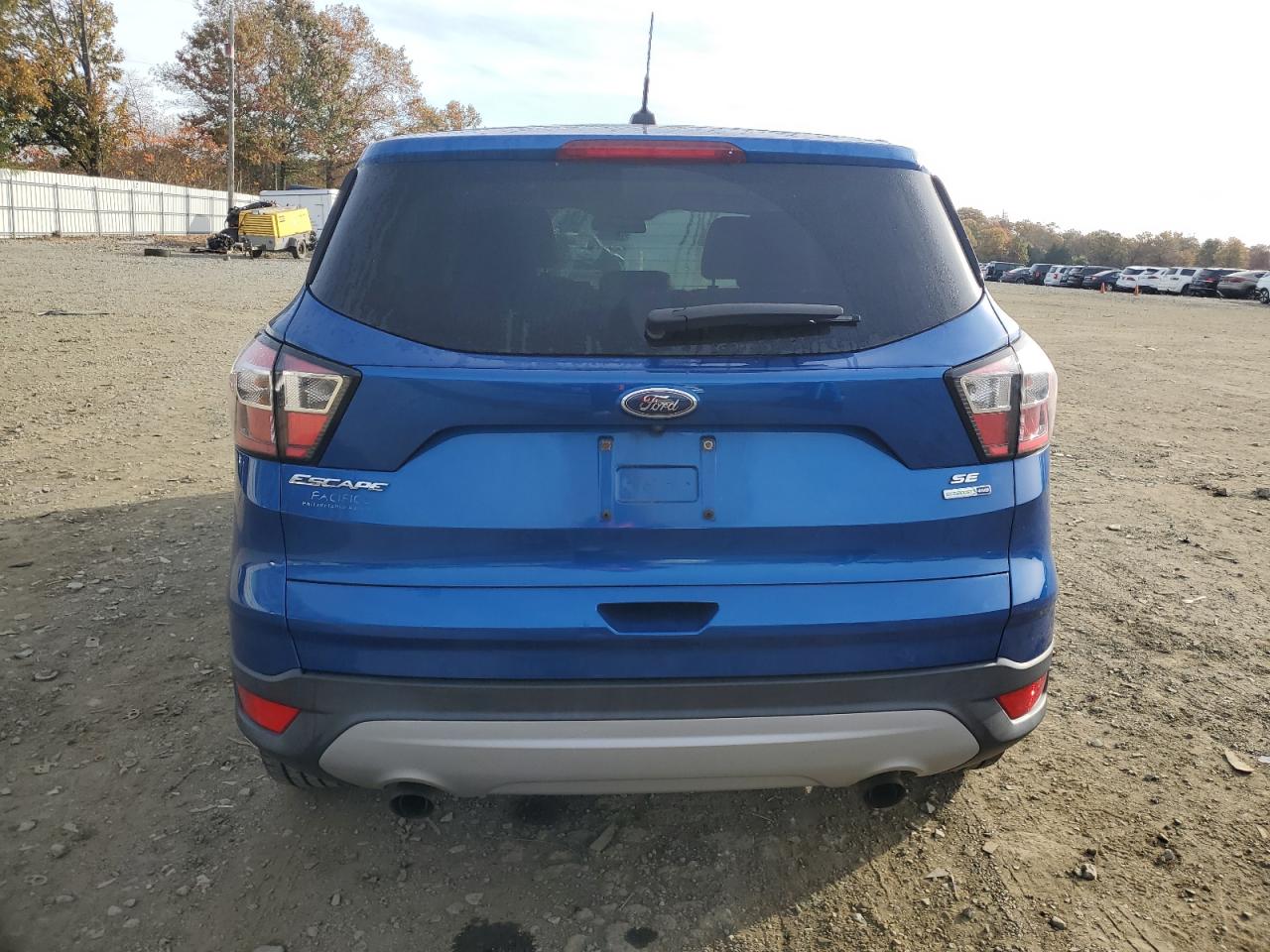 FORD ESCAPE SE