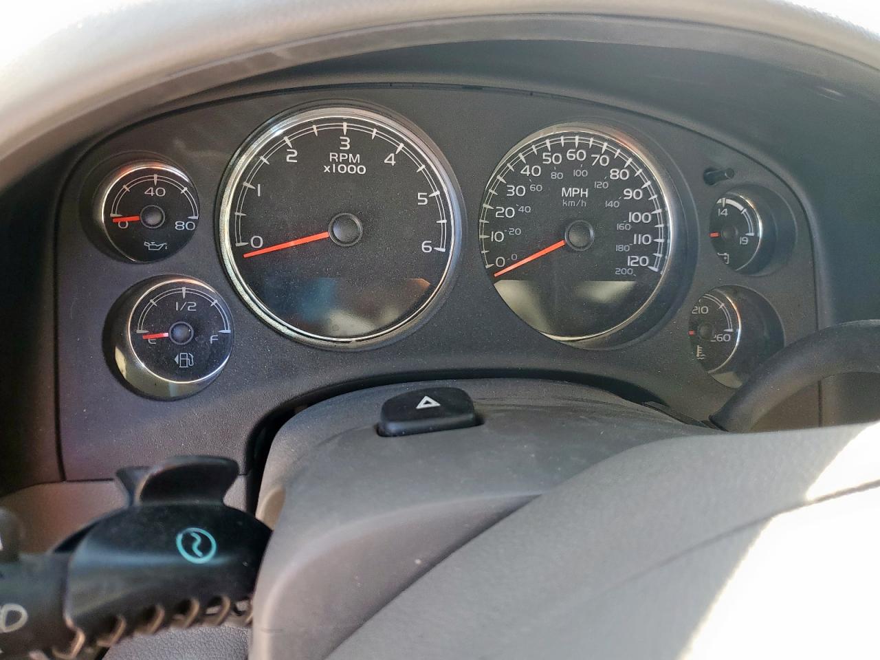 CHEVROLET SUBURBAN C1500 LT