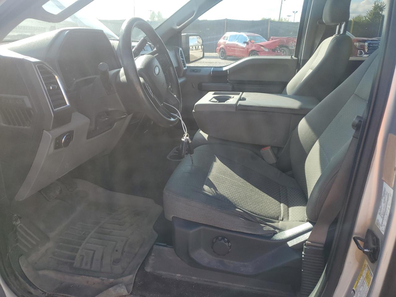 FORD F-150 SUPERCREW