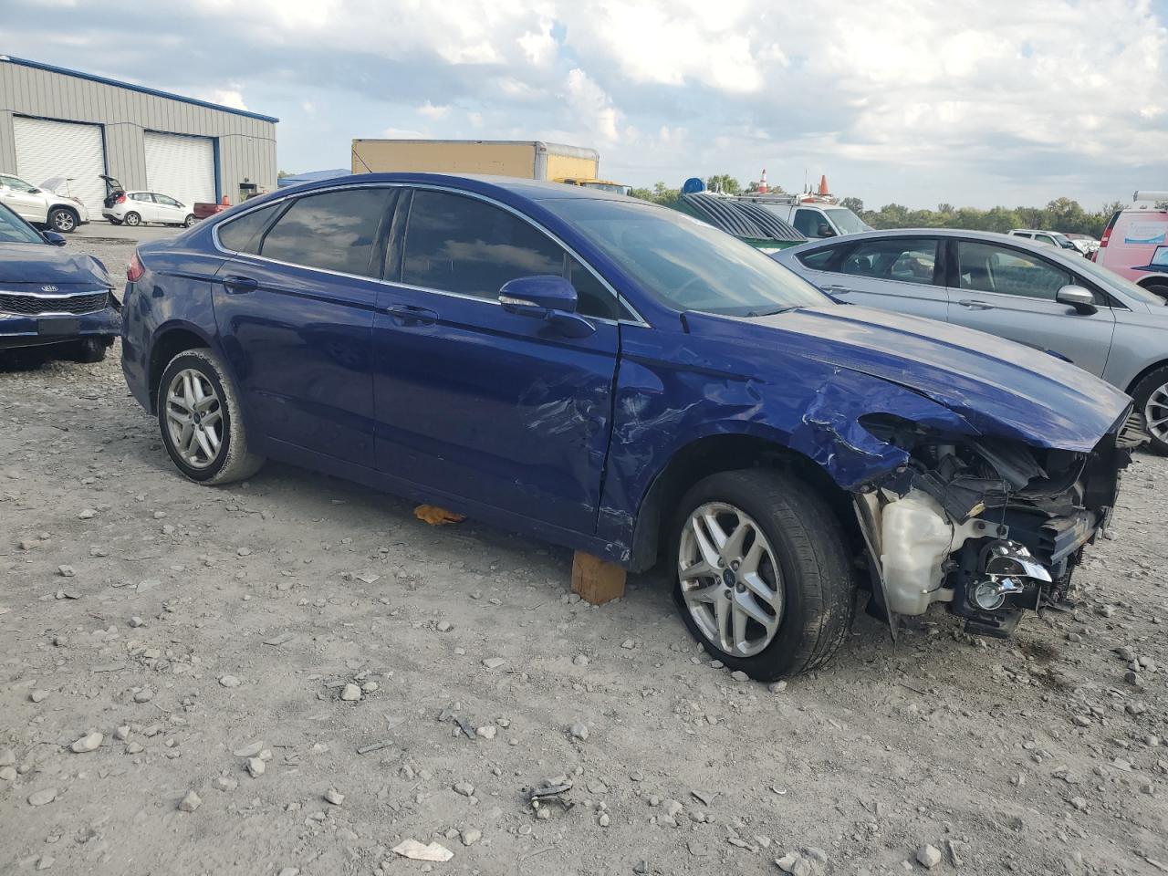 FORD FUSION SE
