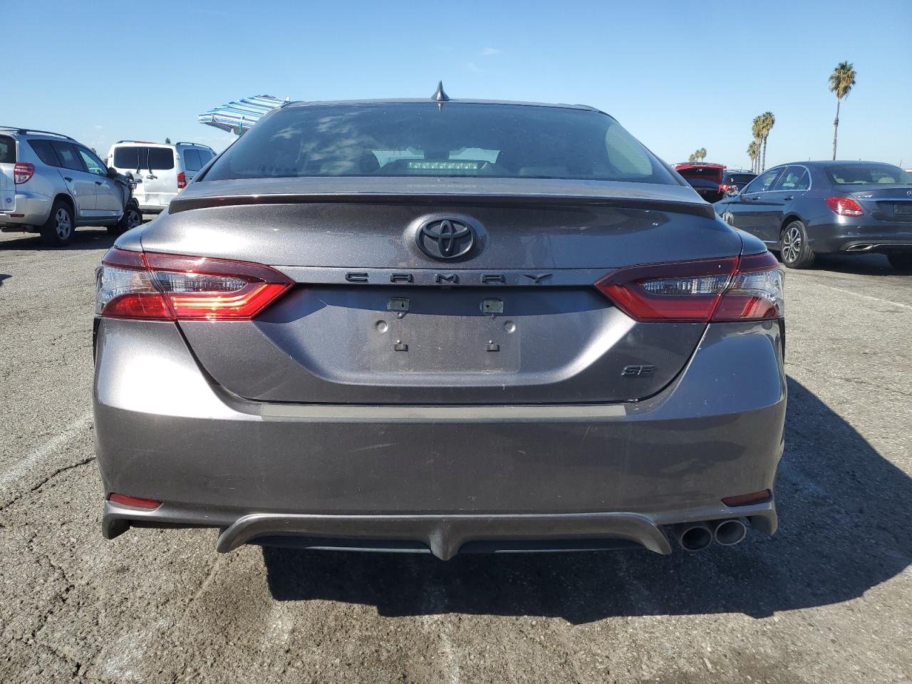 TOYOTA CAMRY SE NIGHT SHADE