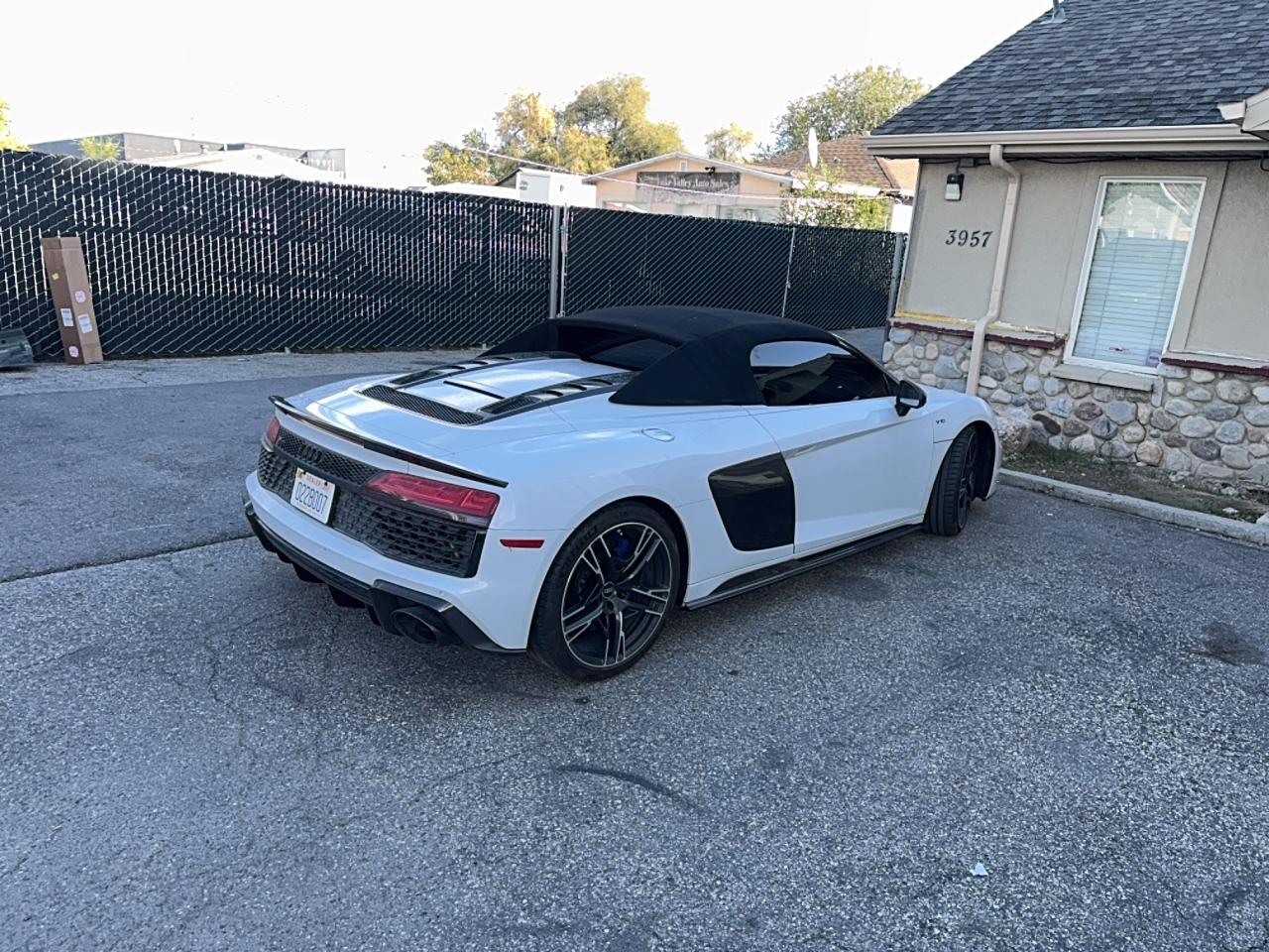 AUDI R8
