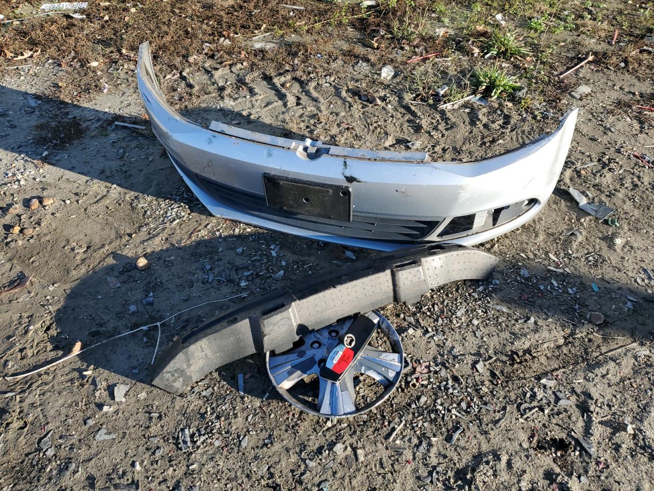 VOLKSWAGEN JETTA BASE