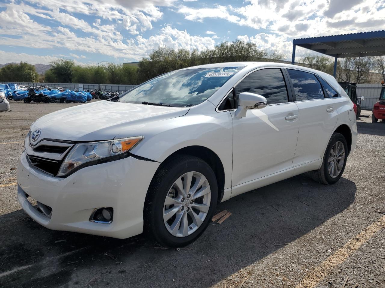 TOYOTA VENZA LE