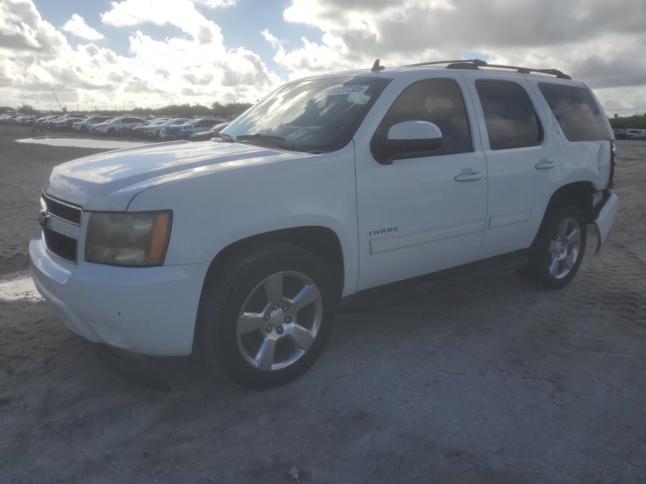 CHEVROLET TAHOE C1500 LT