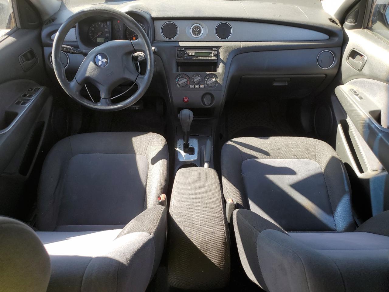 Lot #3277252975 2004 MITSUBISHI OUTLANDER