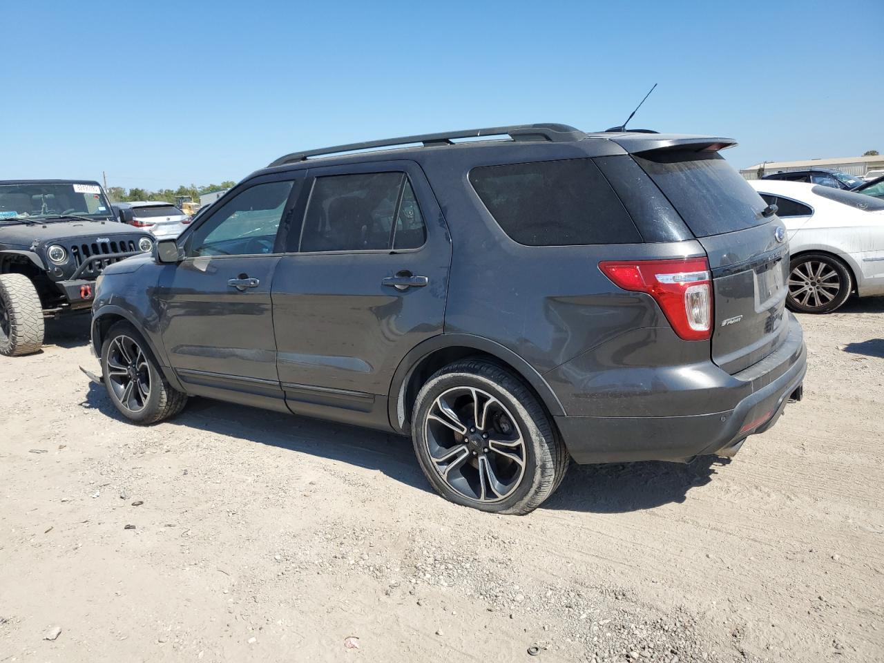 FORD EXPLORER SPORT