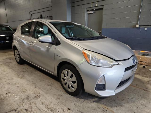 2013 TOYOTA PRIUS C - Inny widok