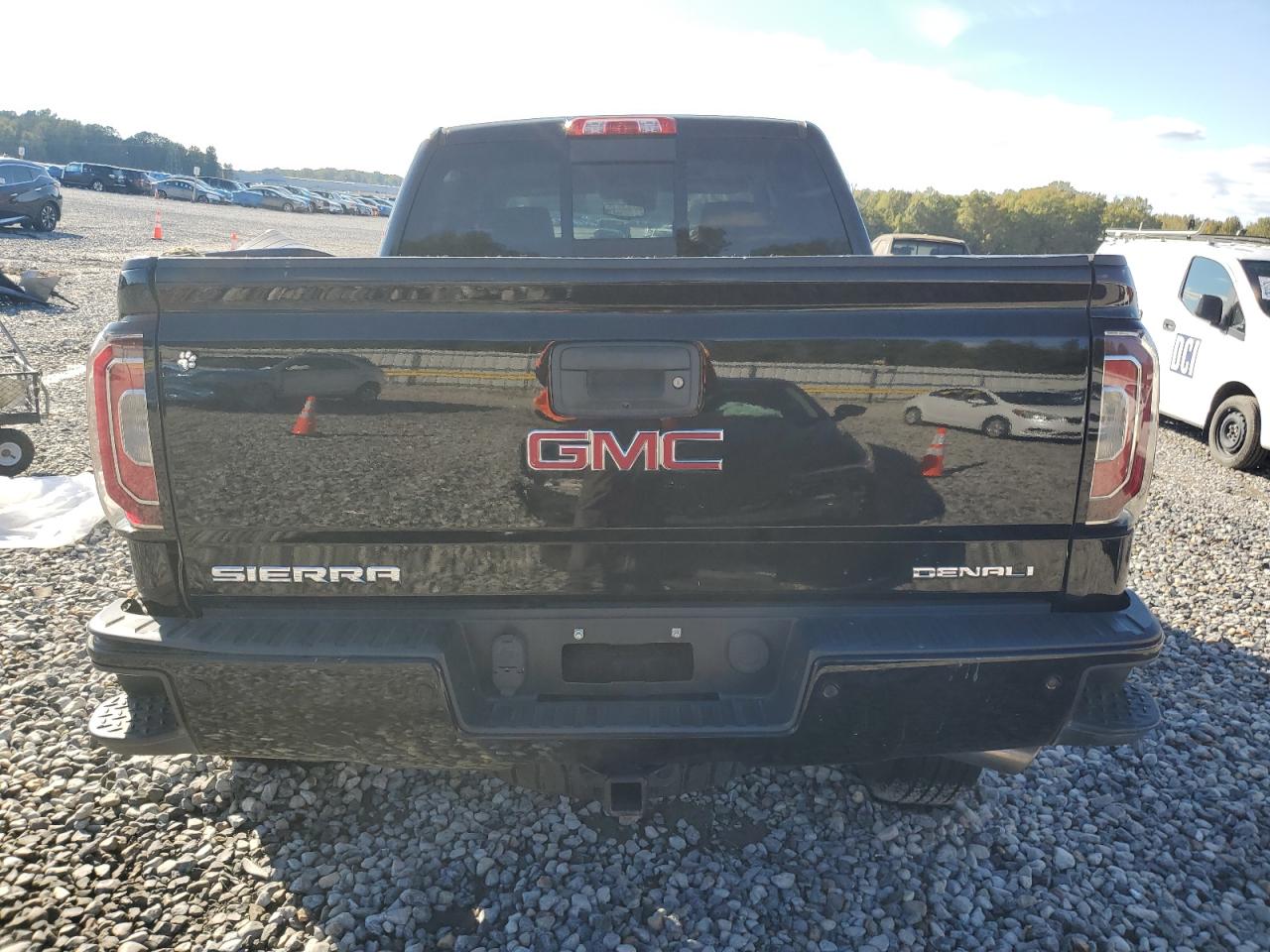 GMC SIERRA K1500 DENALI