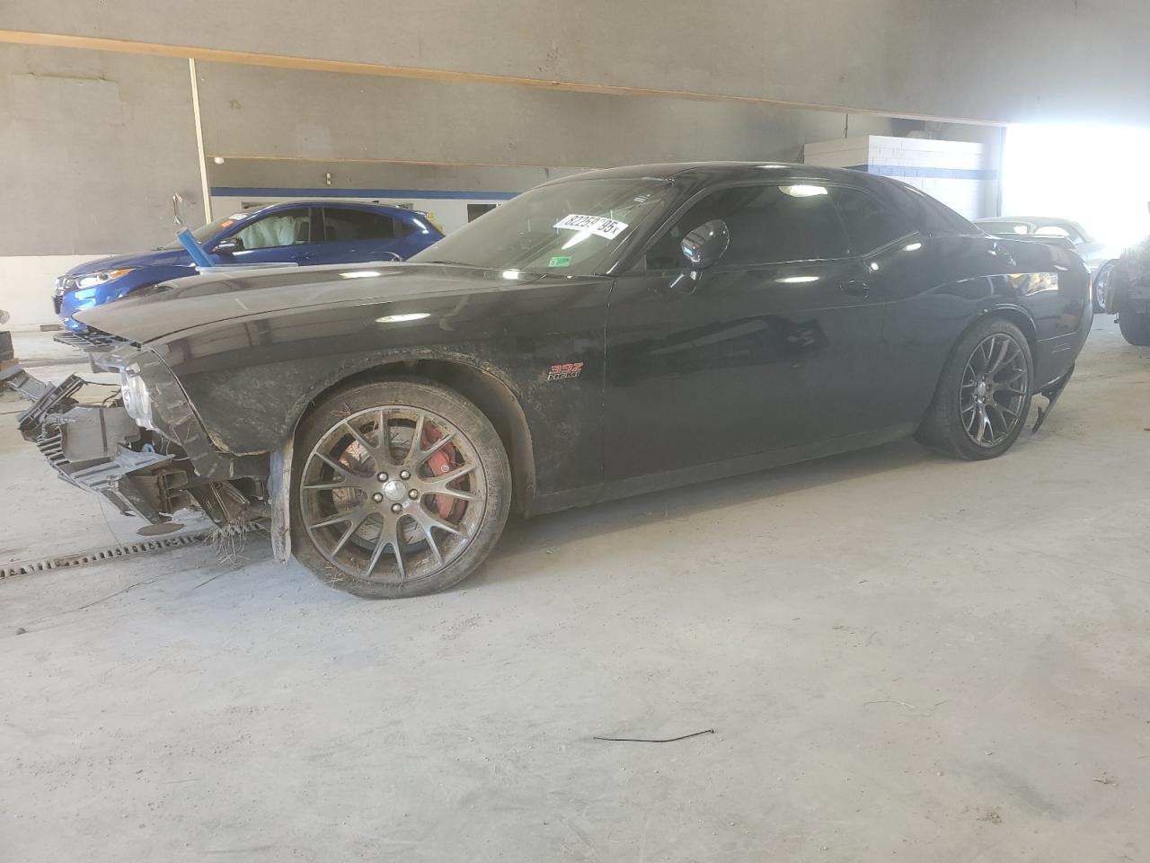 DODGE CHALLENGER SRT 392