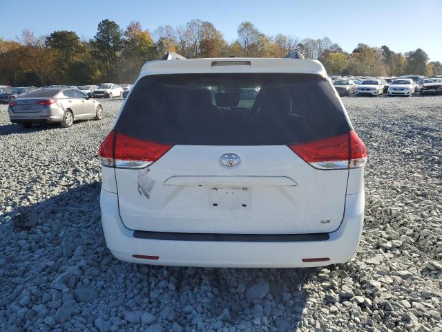 2013 TOYOTA SIENNA LE - 5TDKK3DC4DS390077