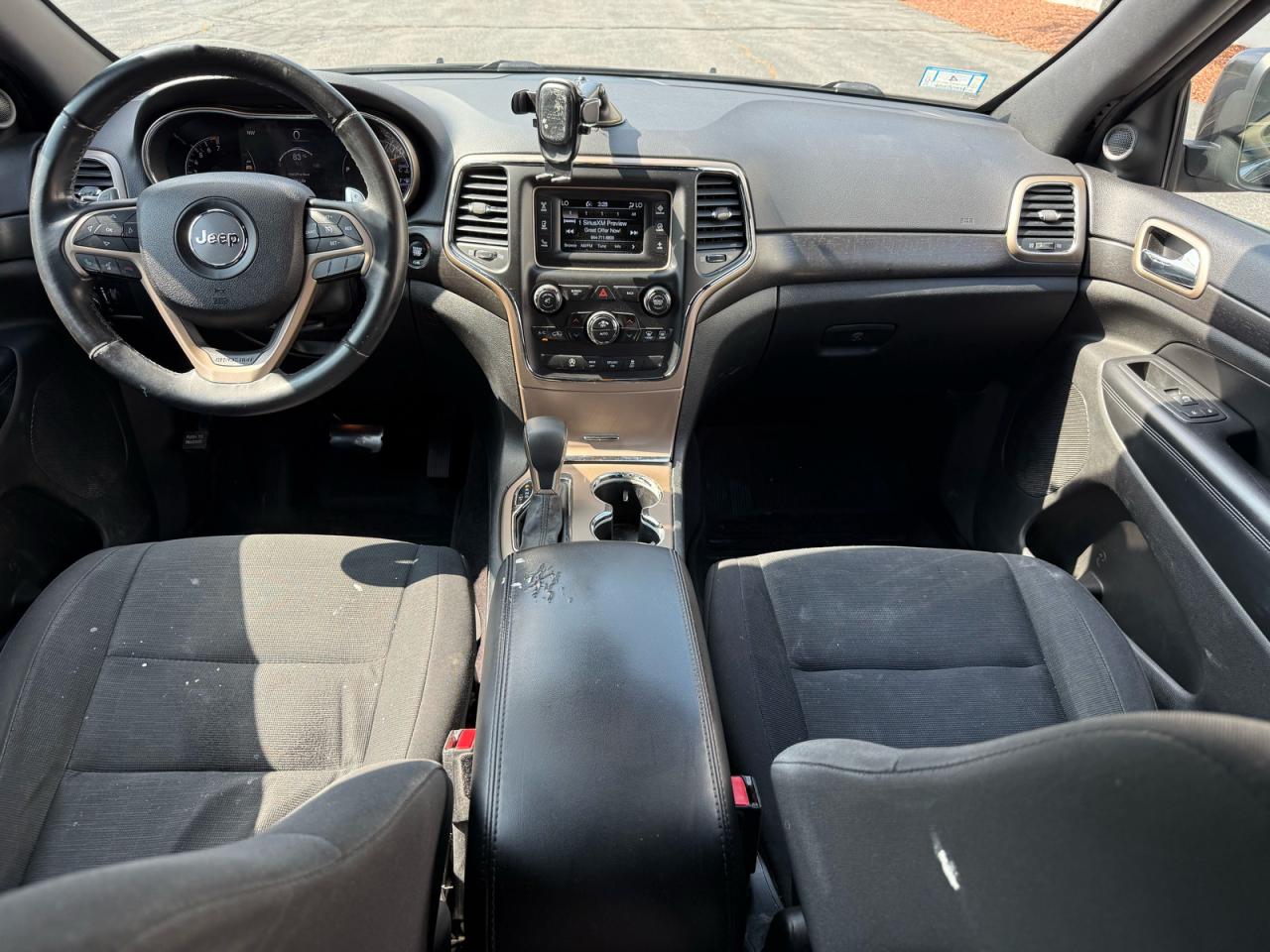 JEEP GRAND CHEROKEE LAREDO