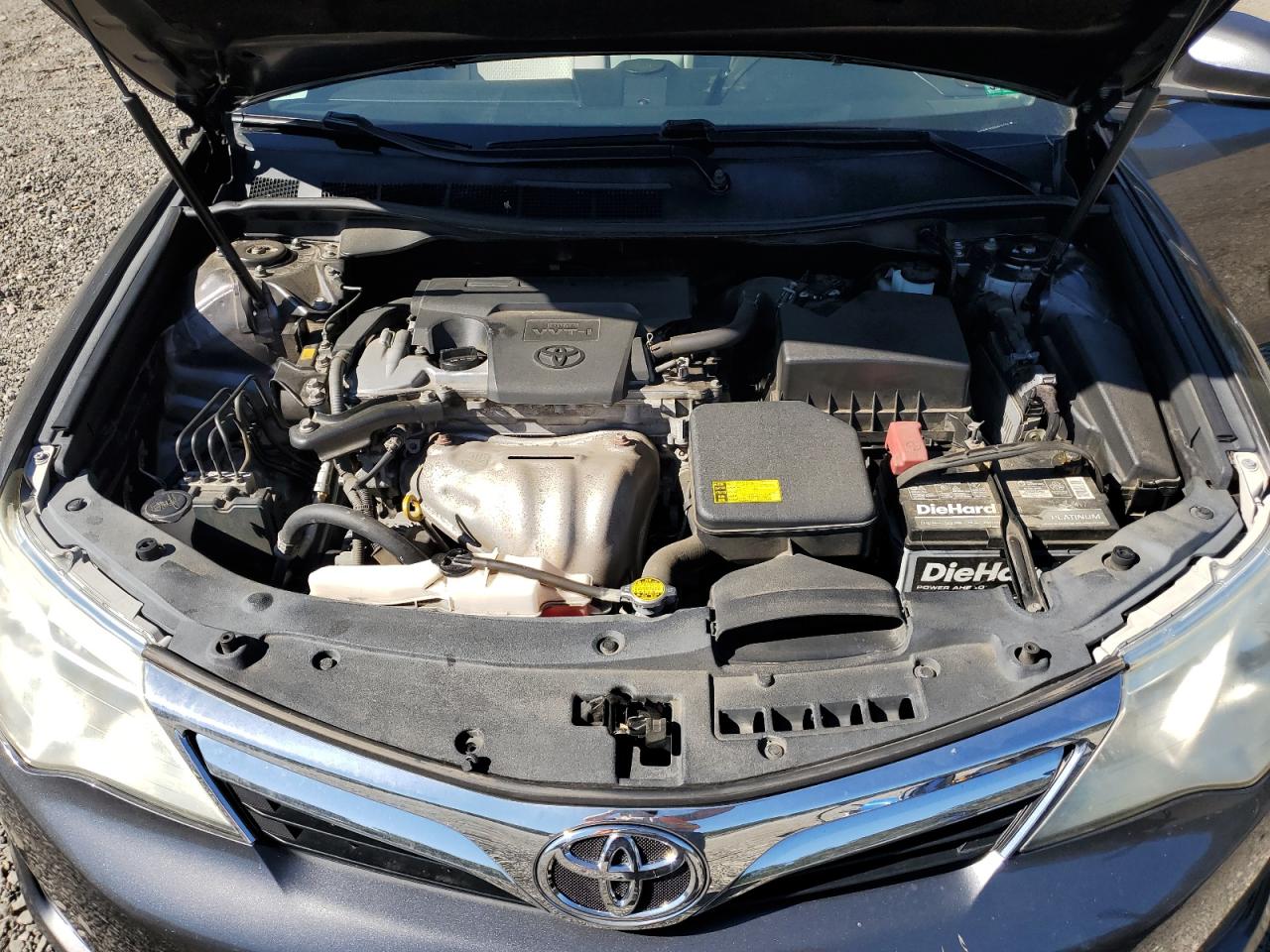 TOYOTA CAMRY BASE
