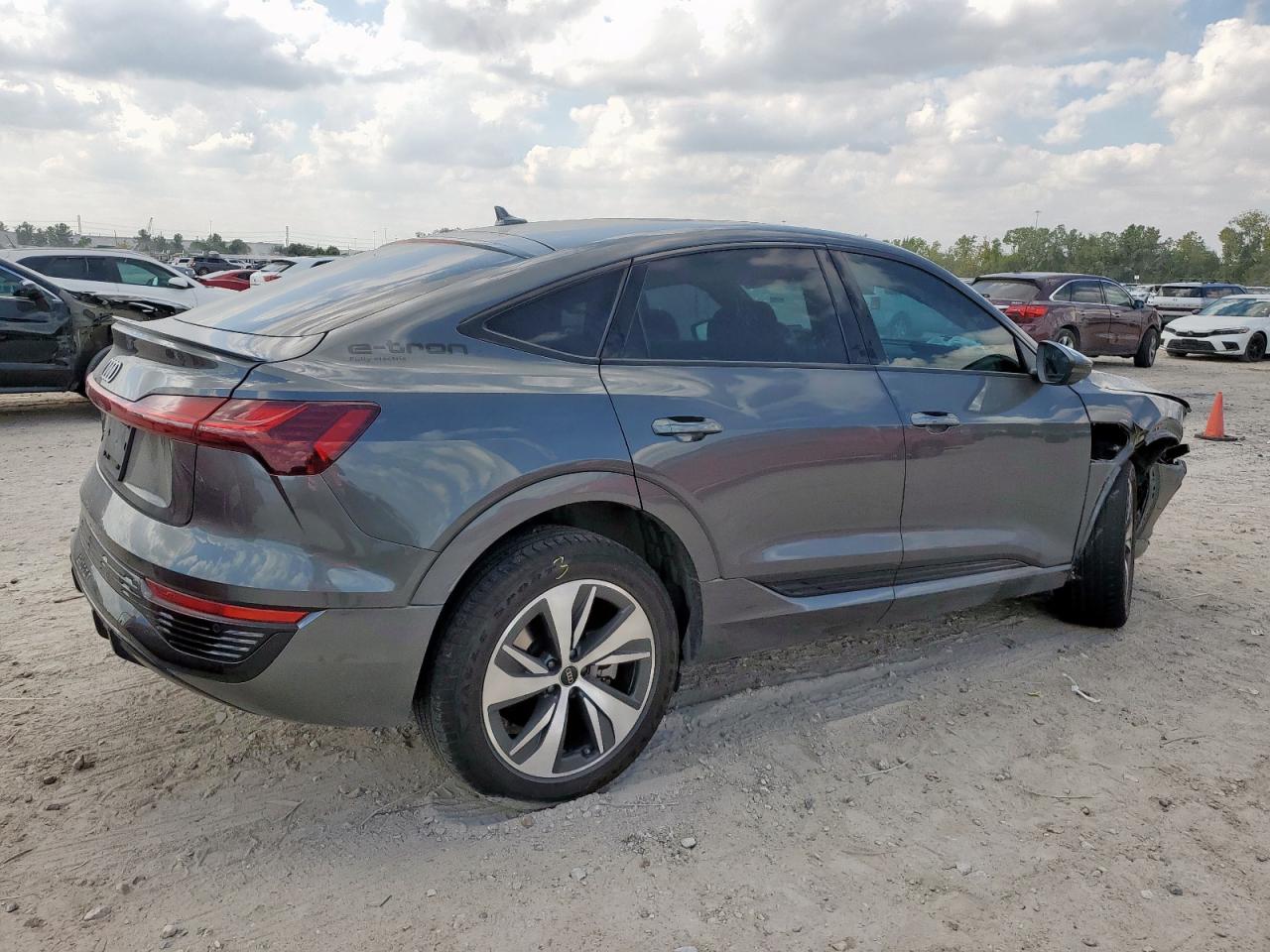 Lot #3309653879 2024 AUDI Q8 E-TRON