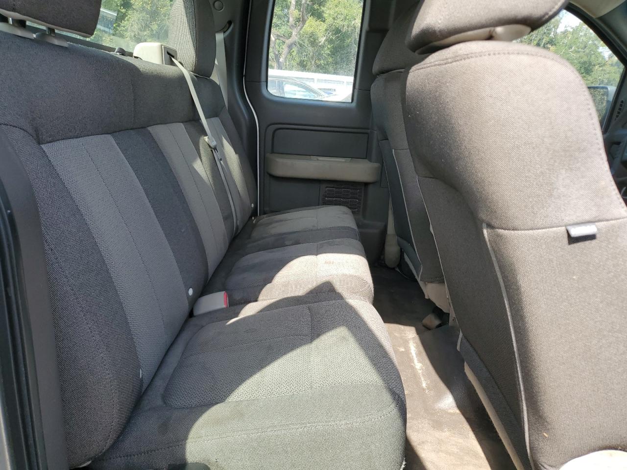 FORD F-150 SUPER CAB