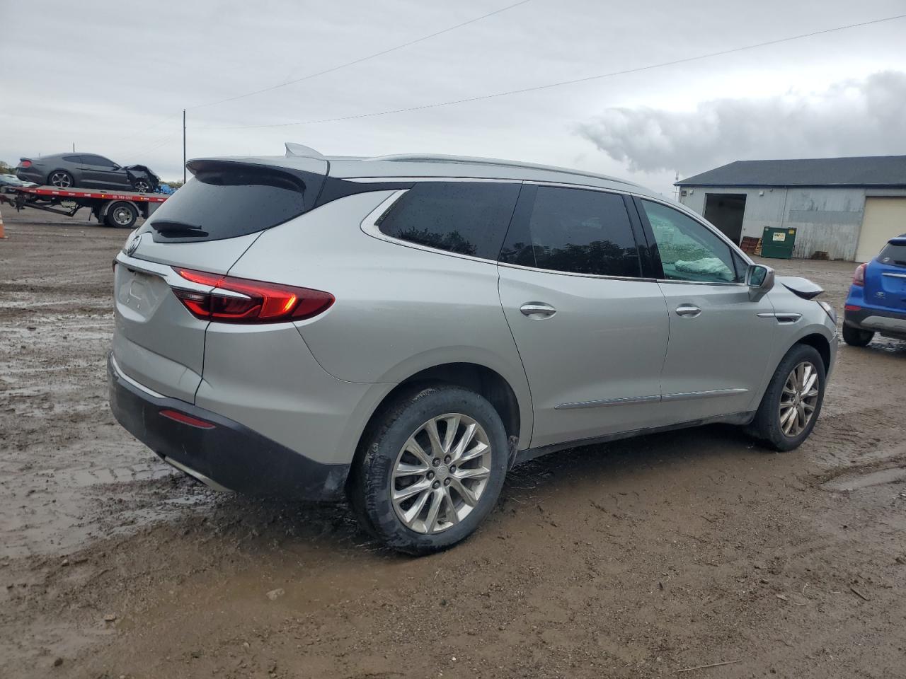 BUICK ENCLAVE ESSENCE