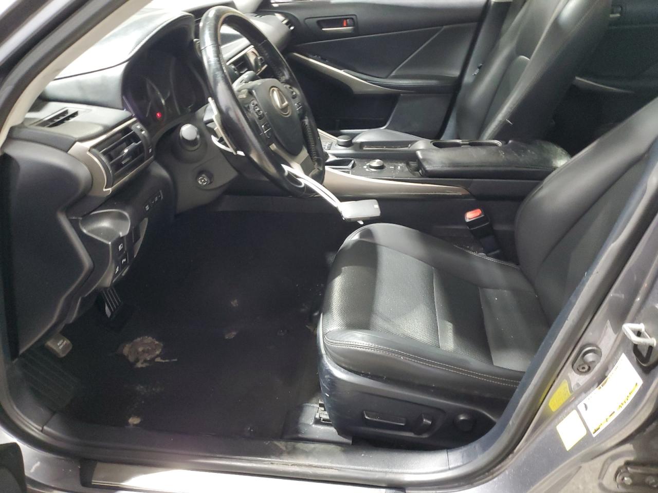 LEXUS IS 300 PREMIUM