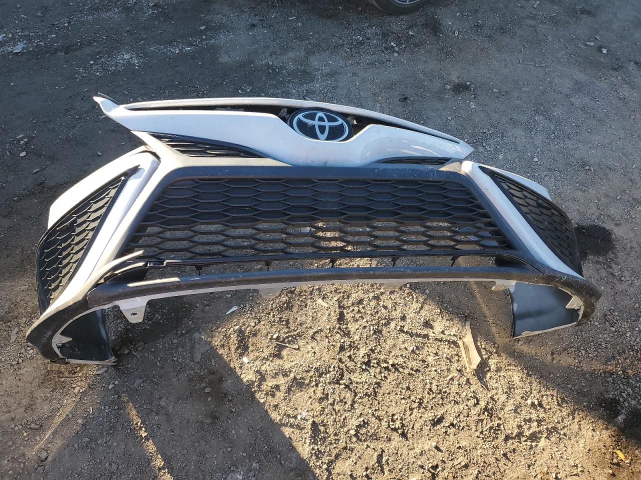 TOYOTA CAMRY SE NIGHT SHADE