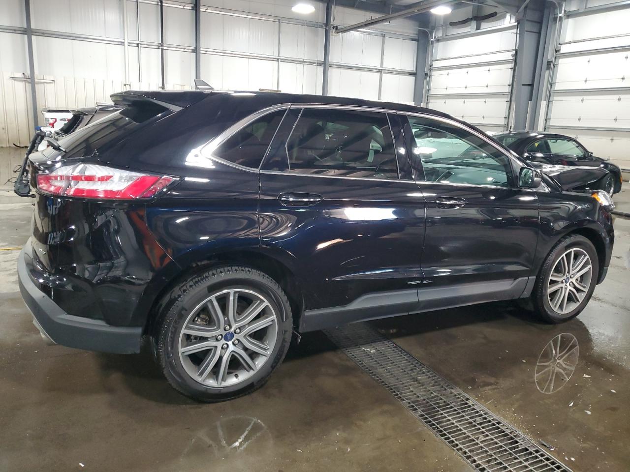 FORD EDGE TITANIUM