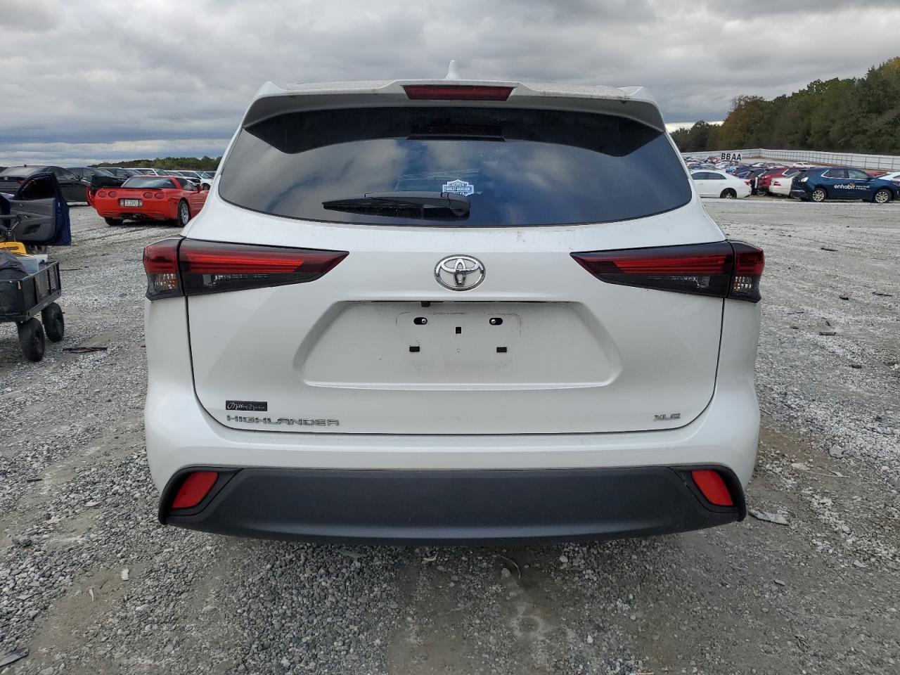 TOYOTA HIGHLANDER LE