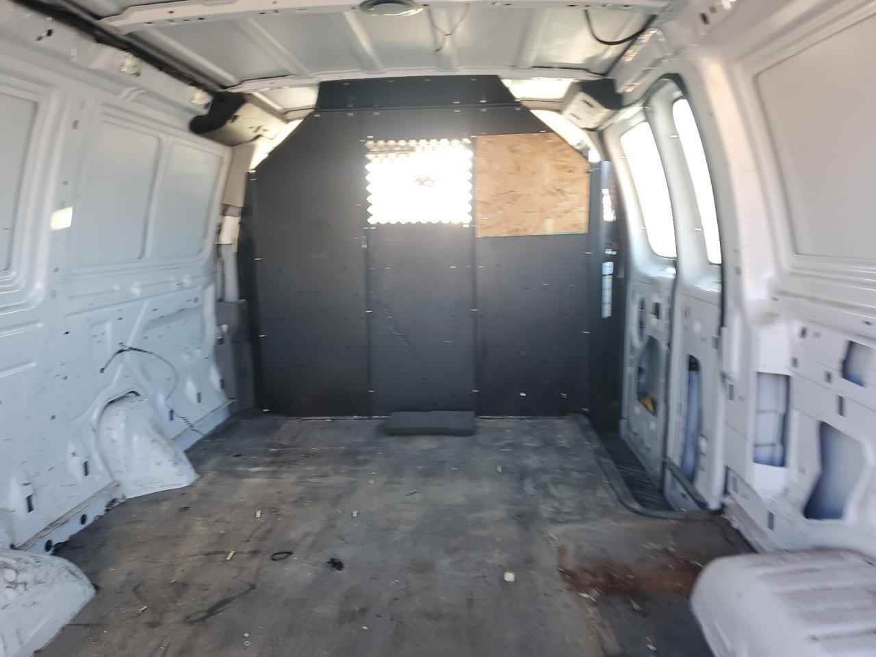 FORD ECONOLINE E150 VAN